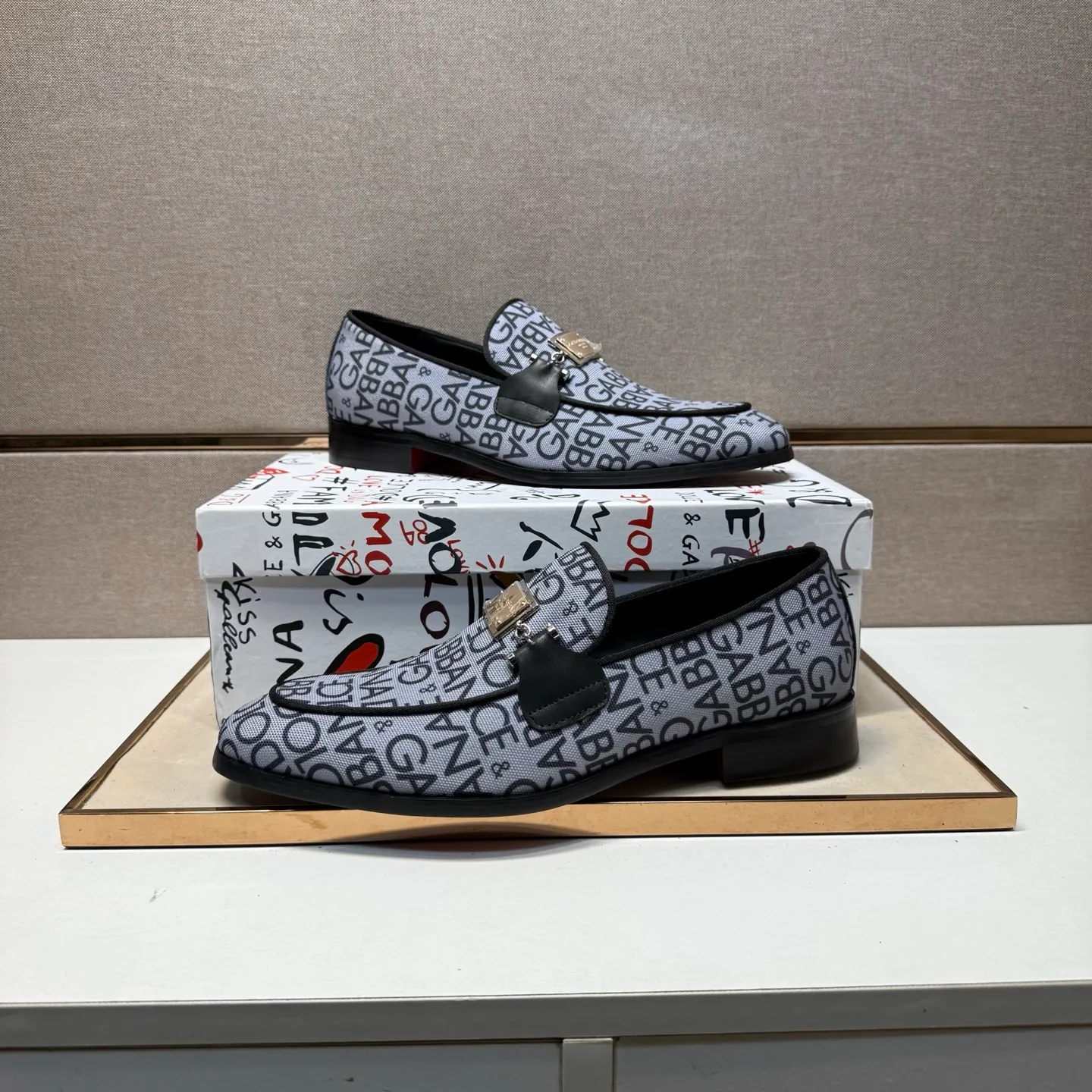 Men's men's shoes 💰pp520【DG～】Men's casual formal leather shoes 2025z cabinet sales simultaneously 🔶Size: 38-44#️⃣ 🔷1 color🔜The upper is made of cowhide stitching➕Cowhide lining, comfortable and breathable, sole: original comfortable, wear-resistant and non-slip outsole, ⚠️Real thing📱Photographed🎬The real thing is better📢📢📢
